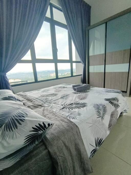 Conezion, View, Beside Ioi Mall, Opposite Hospital Serdang, Beside Uniteen And Upm, Putrajaya