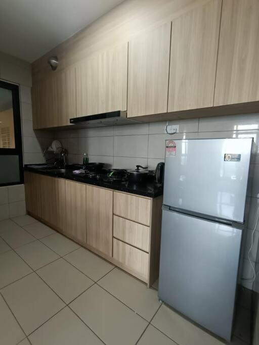Pangsapuri Conezion, View, Beside Ioi Mall, Opposite Hospital Serdang, Beside Uniteen And Upm, *